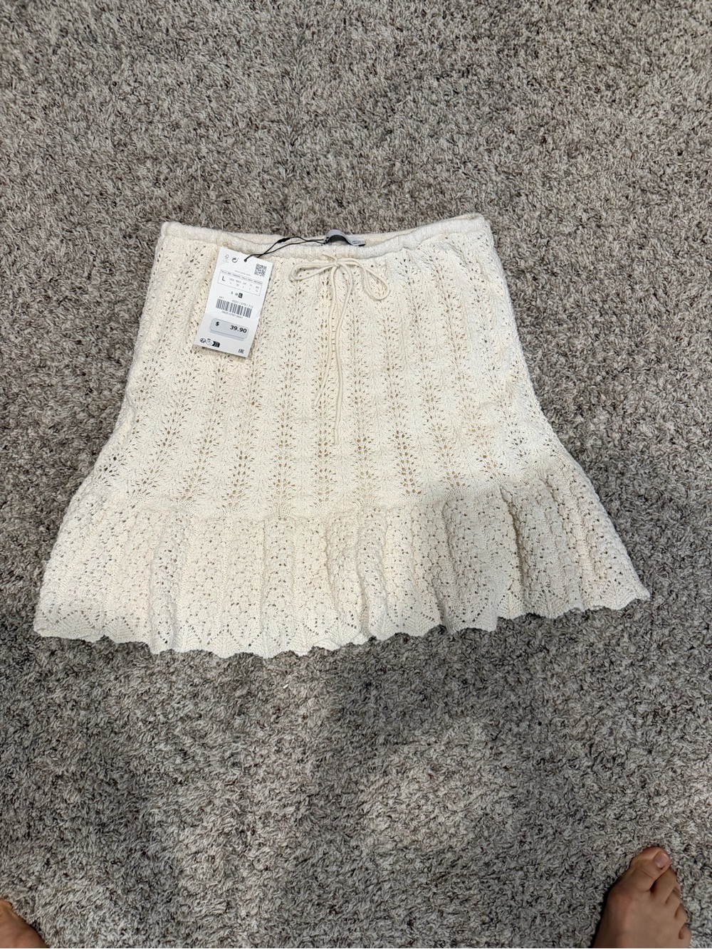 Zara Cream Knit Ruffle Hem Skirt
